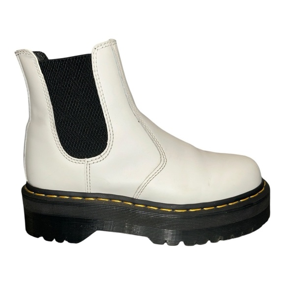 Dr. Martens 2976 Quad Platform Chelsea Boots – Women’s Size 6 pre-owned - Picture 3 of 13